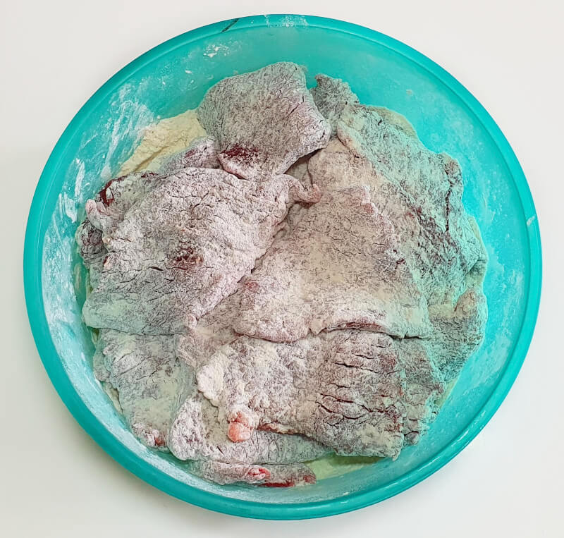 Bifes ao Passar na Farinha de Trigo – Super Sabores.